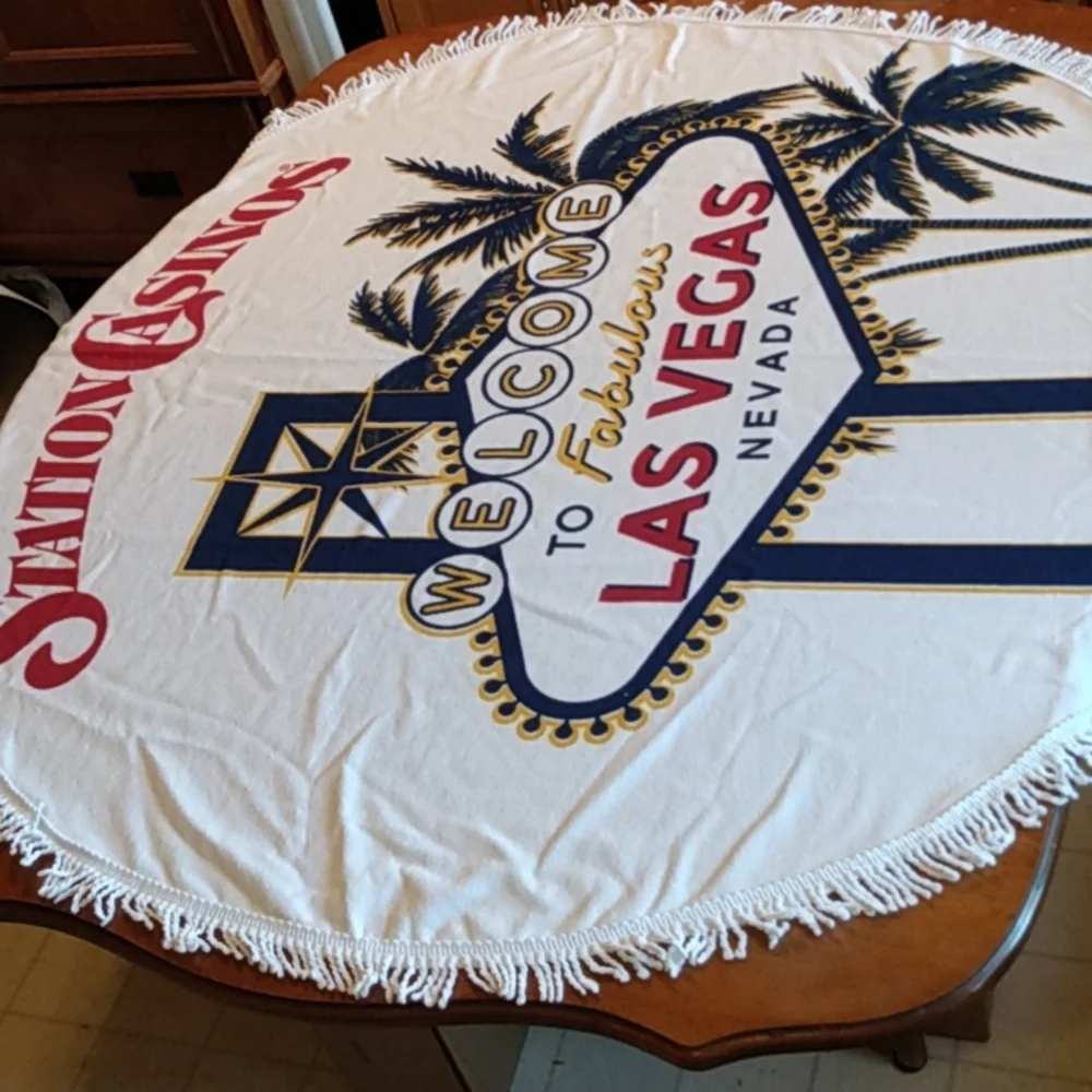 Las Vegas‎ Essentials Round Tablecloth – Terry – 54